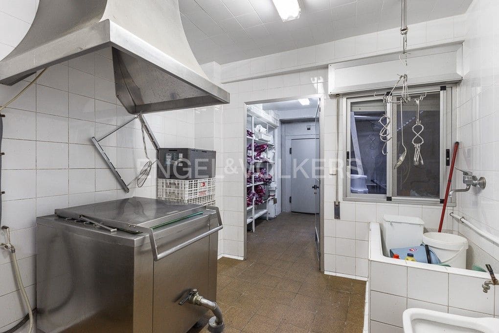 Local Comercial de 15 habitaciones en Alcublas en venta - 350.800 € (Ref: 9082434)
