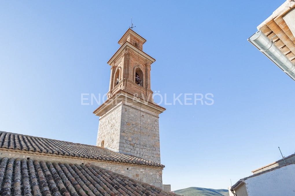Local Comercial de 15 habitaciones en Alcublas en venta - 350.800 € (Ref: 9082434)