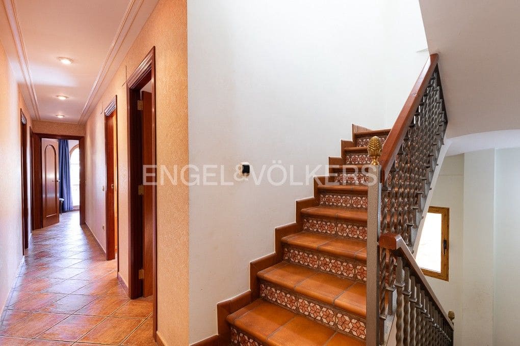 Local Comercial de 15 habitaciones en Alcublas en venta - 350.800 € (Ref: 9082434)