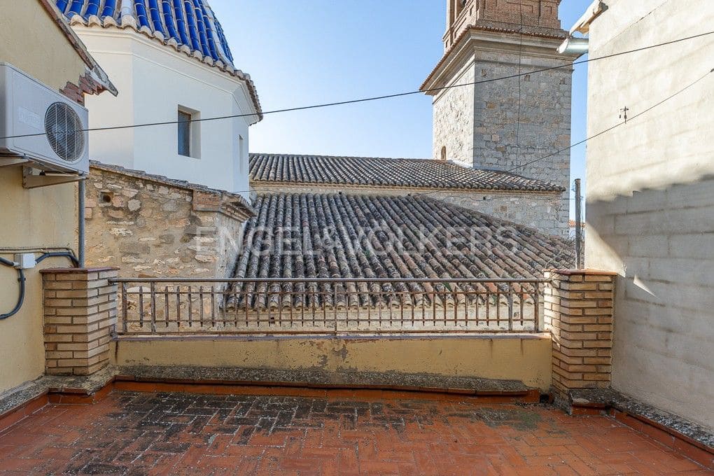 Local Comercial de 15 habitaciones en Alcublas en venta - 350.800 € (Ref: 9082434)