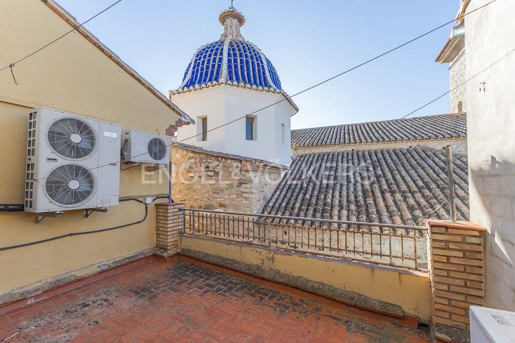 Local Comercial de 15 habitaciones en Alcublas en venta - 350.800 € (Ref: 9082434)