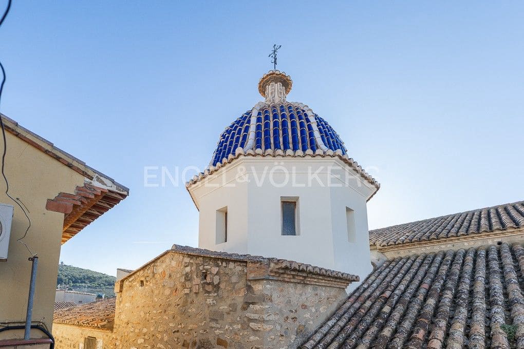 Local Comercial de 15 habitaciones en Alcublas en venta - 350.800 € (Ref: 9082434)