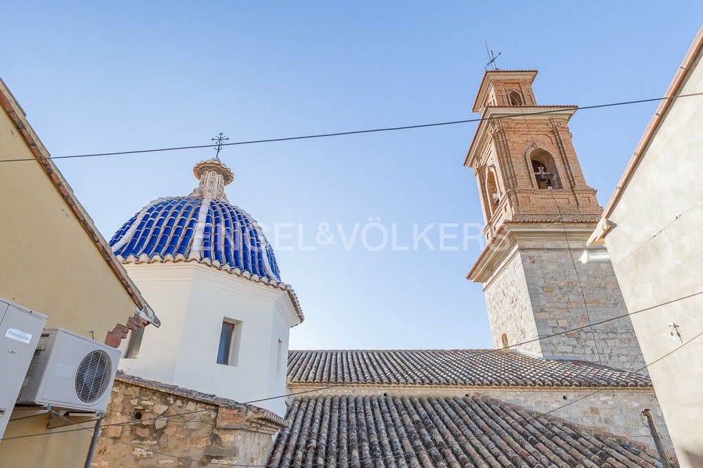 Local Comercial de 15 habitaciones en Alcublas en venta - 350.800 € (Ref: 9082434)