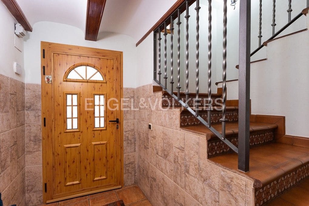 Local Comercial de 15 habitaciones en Alcublas en venta - 350.800 € (Ref: 9082434)