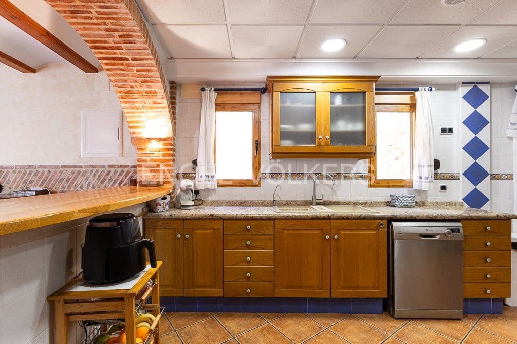 Local Comercial de 15 habitaciones en Alcublas en venta - 350.800 € (Ref: 9082434)