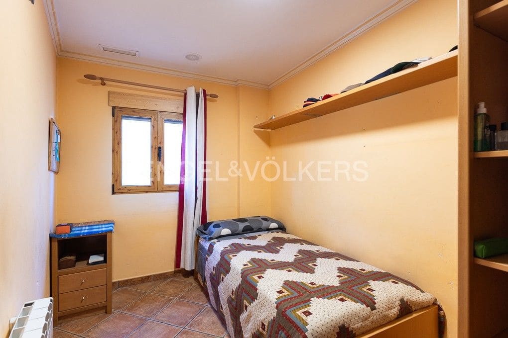 Local Comercial de 15 habitaciones en Alcublas en venta - 350.800 € (Ref: 9082434)