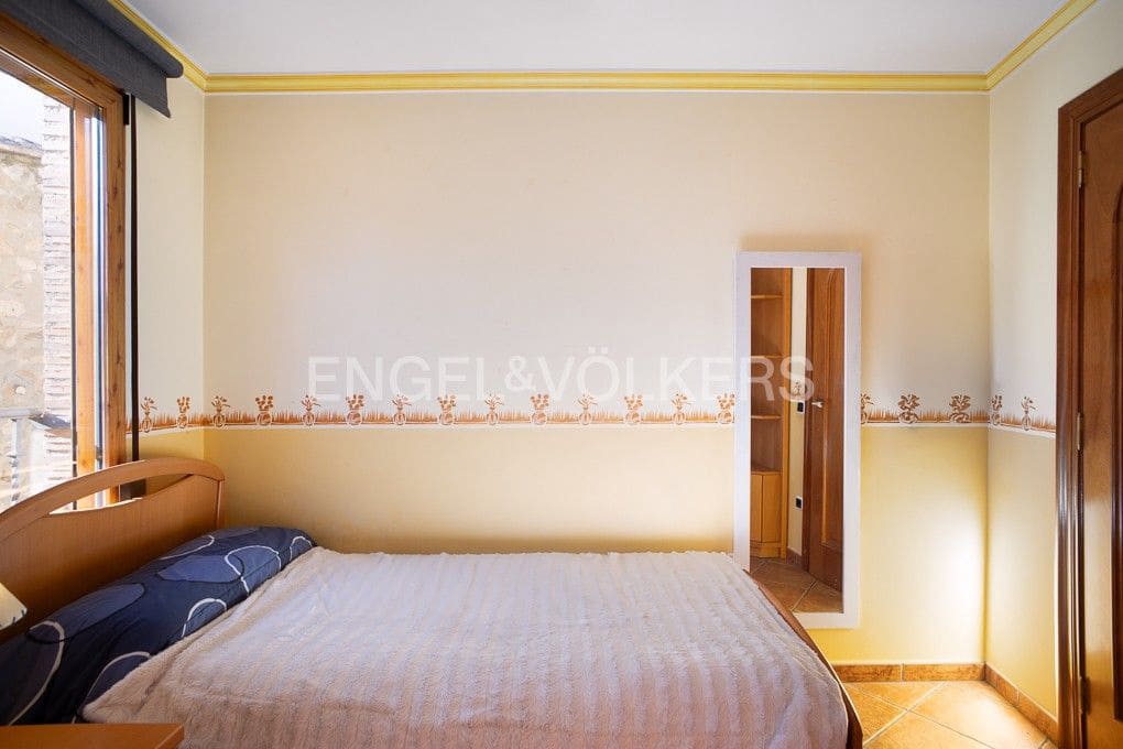 Local Comercial de 15 habitaciones en Alcublas en venta - 350.800 € (Ref: 9082434)
