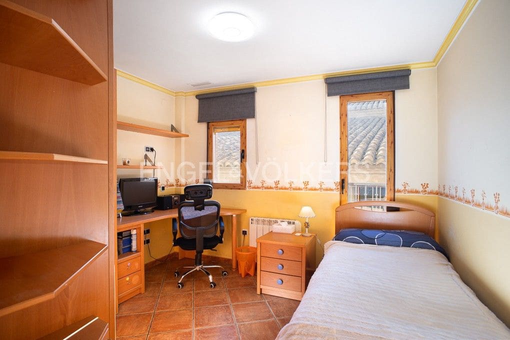 Local Comercial de 15 habitaciones en Alcublas en venta - 350.800 € (Ref: 9082434)