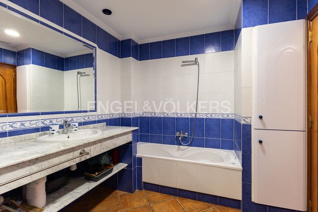 Local Comercial de 15 habitaciones en Alcublas en venta - 350.800 € (Ref: 9082434)