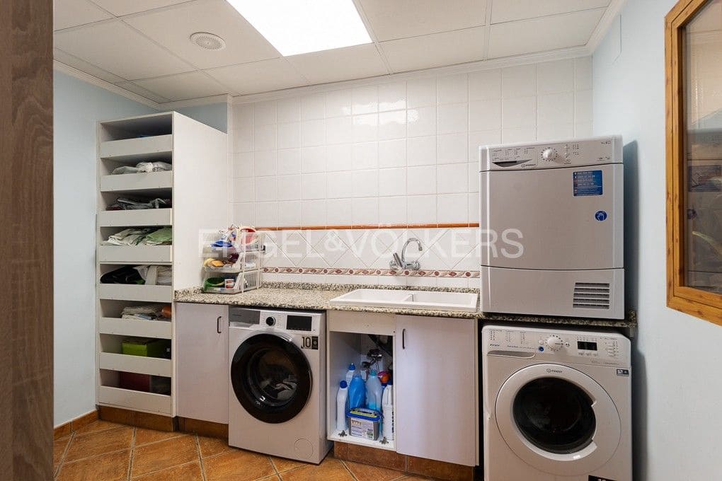 Local Comercial de 15 habitaciones en Alcublas en venta - 350.800 € (Ref: 9082434)
