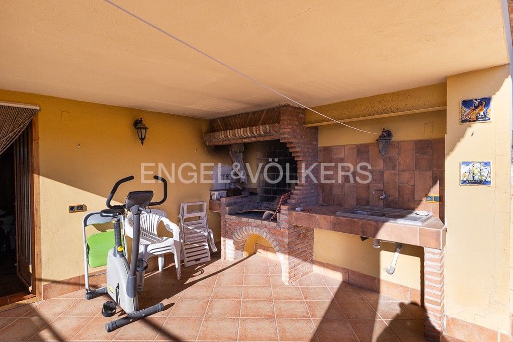 Local Comercial de 15 habitaciones en Alcublas en venta - 350.800 € (Ref: 9082434)