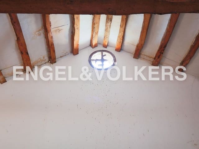 Kaupallinen myytävänä paikassa Venta del Moro - 70 000 € (Ref: 9082440)