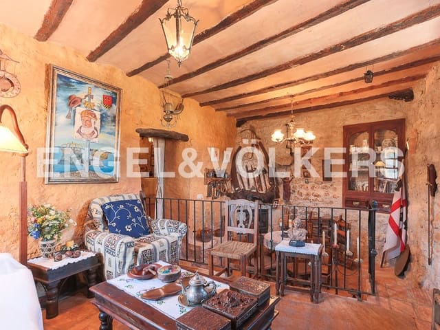 4 bedroom Finca/Country House for sale in Les Coves de Vinromà - € 175,000 (Ref: 9082441)