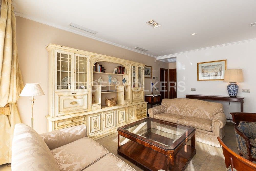7 Zimmer Villa zu verkaufen in Cullera mit Pool Garage - 600.000 € (Ref: 9086613)