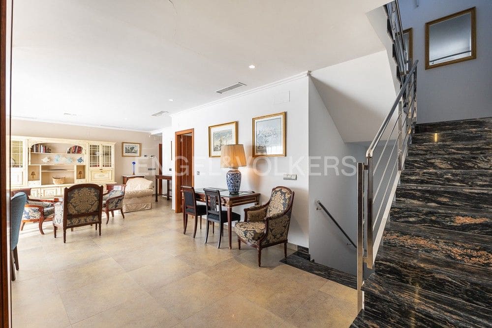 7 Zimmer Villa zu verkaufen in Cullera mit Pool Garage - 600.000 € (Ref: 9086613)