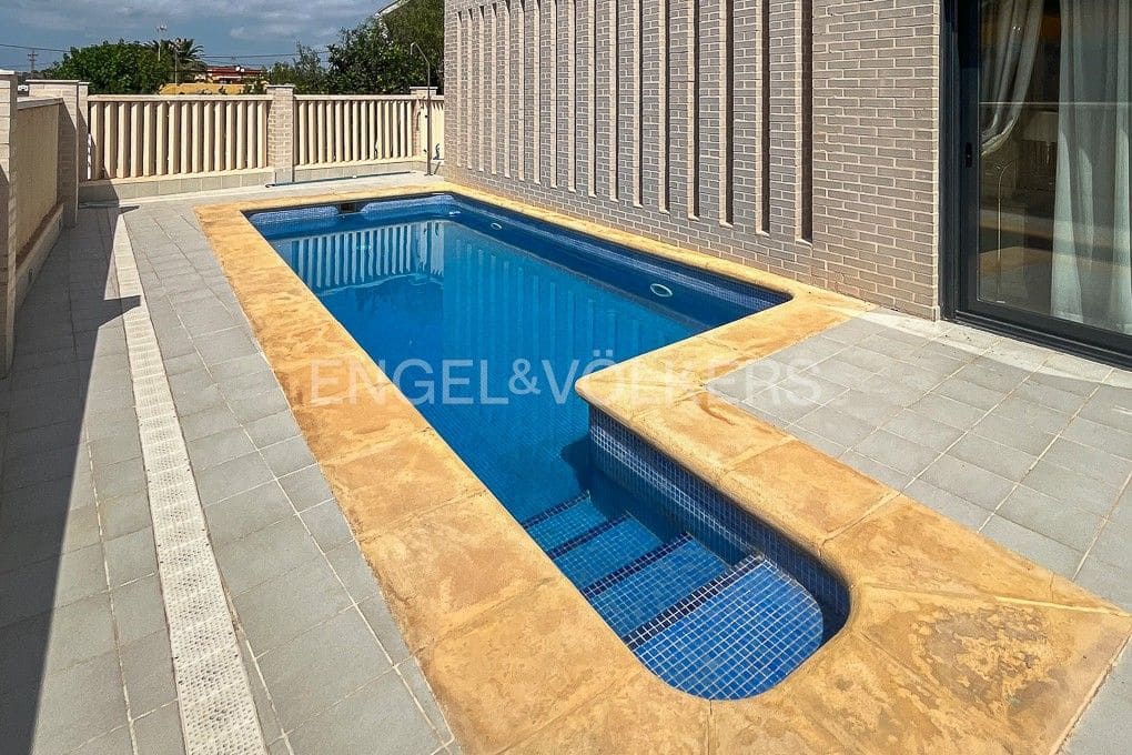 7 Zimmer Villa zu verkaufen in Cullera mit Pool Garage - 600.000 € (Ref: 9086613)