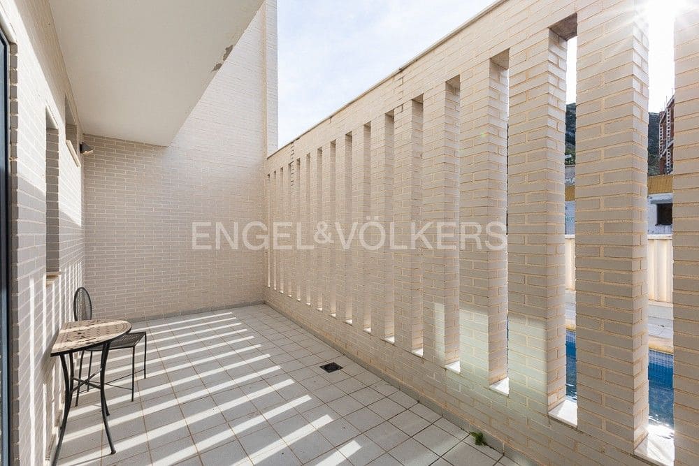7 Zimmer Villa zu verkaufen in Cullera mit Pool Garage - 600.000 € (Ref: 9086613)