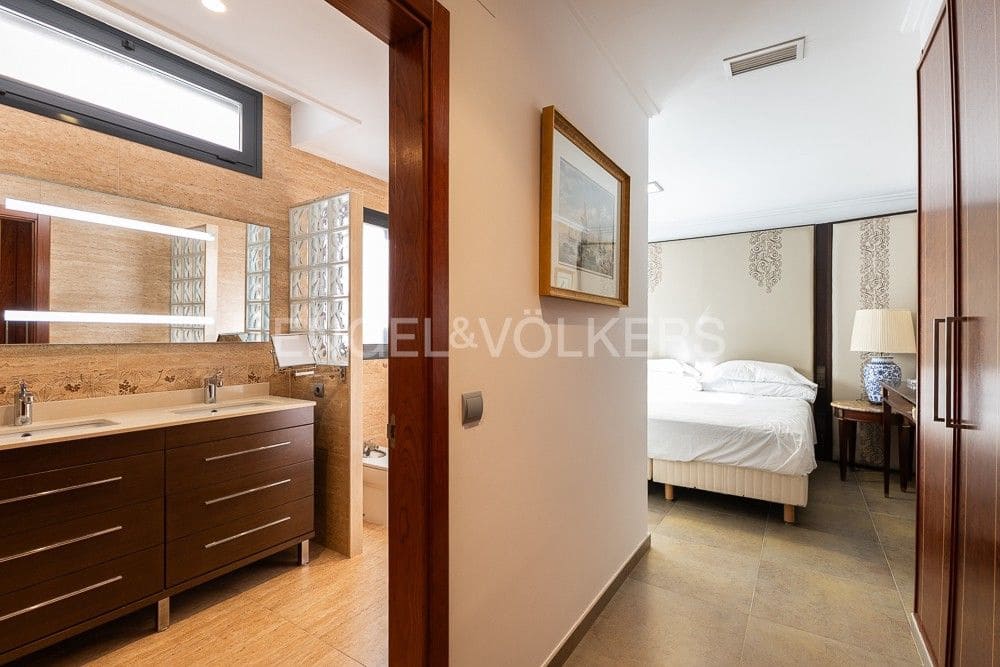 7 Zimmer Villa zu verkaufen in Cullera mit Pool Garage - 600.000 € (Ref: 9086613)