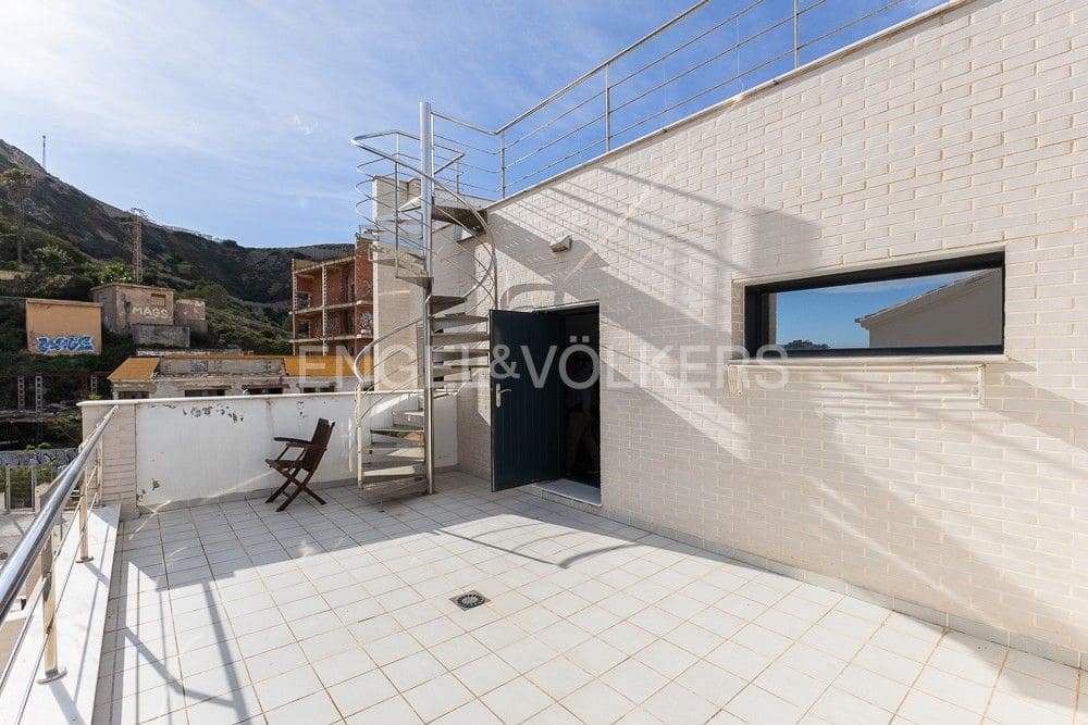 7 Zimmer Villa zu verkaufen in Cullera mit Pool Garage - 600.000 € (Ref: 9086613)