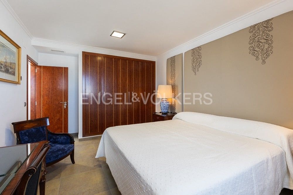 7 Zimmer Villa zu verkaufen in Cullera mit Pool Garage - 600.000 € (Ref: 9086613)