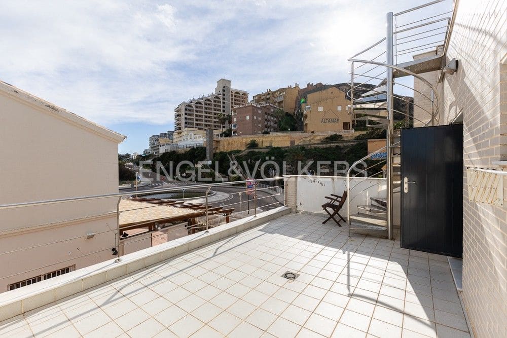 7 Zimmer Villa zu verkaufen in Cullera mit Pool Garage - 600.000 € (Ref: 9086613)