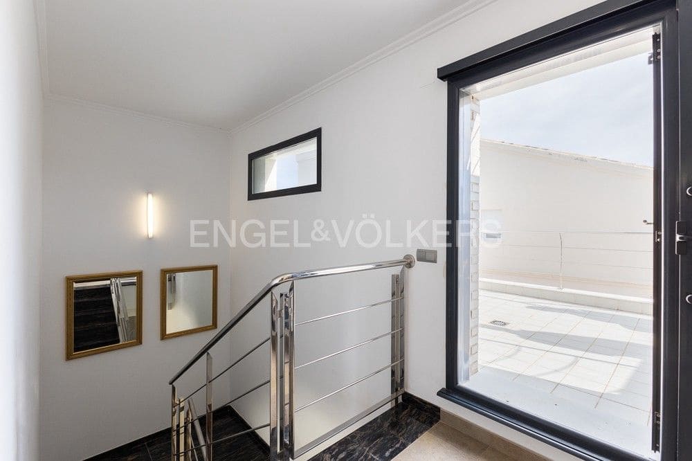 7 Zimmer Villa zu verkaufen in Cullera mit Pool Garage - 600.000 € (Ref: 9086613)