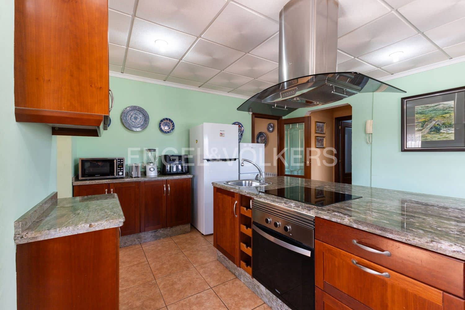 9 sypialnia Willa na sprzedaż w Oropesa  z basenem garażem - 595 000 € (Ref: 9093298)