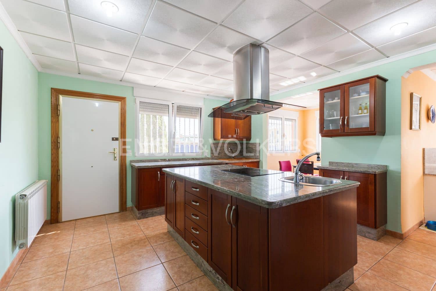 9 sypialnia Willa na sprzedaż w Oropesa  z basenem garażem - 595 000 € (Ref: 9093298)