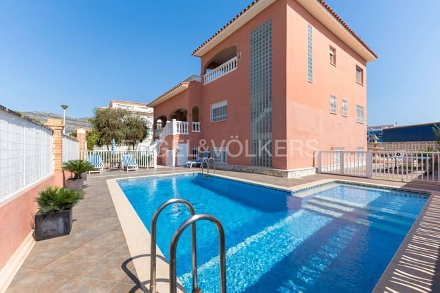 9 sypialnia Willa na sprzedaż w Oropesa  z basenem garażem - 595 000 € (Ref: 9093298)