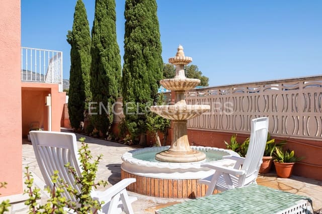 9 sypialnia Willa na sprzedaż w Oropesa  z basenem garażem - 595 000 € (Ref: 9093298)