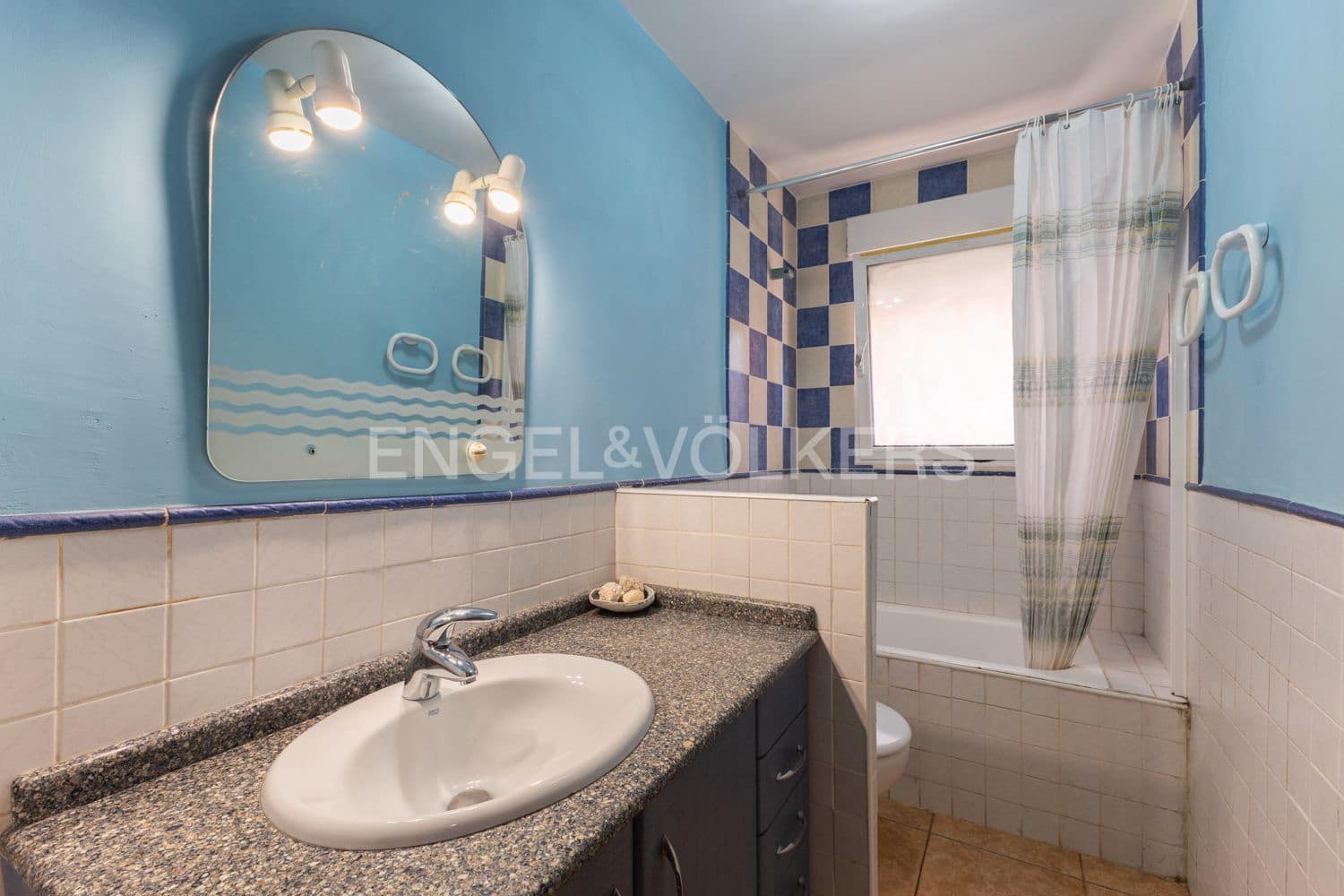 9 sypialnia Willa na sprzedaż w Oropesa  z basenem garażem - 595 000 € (Ref: 9093298)