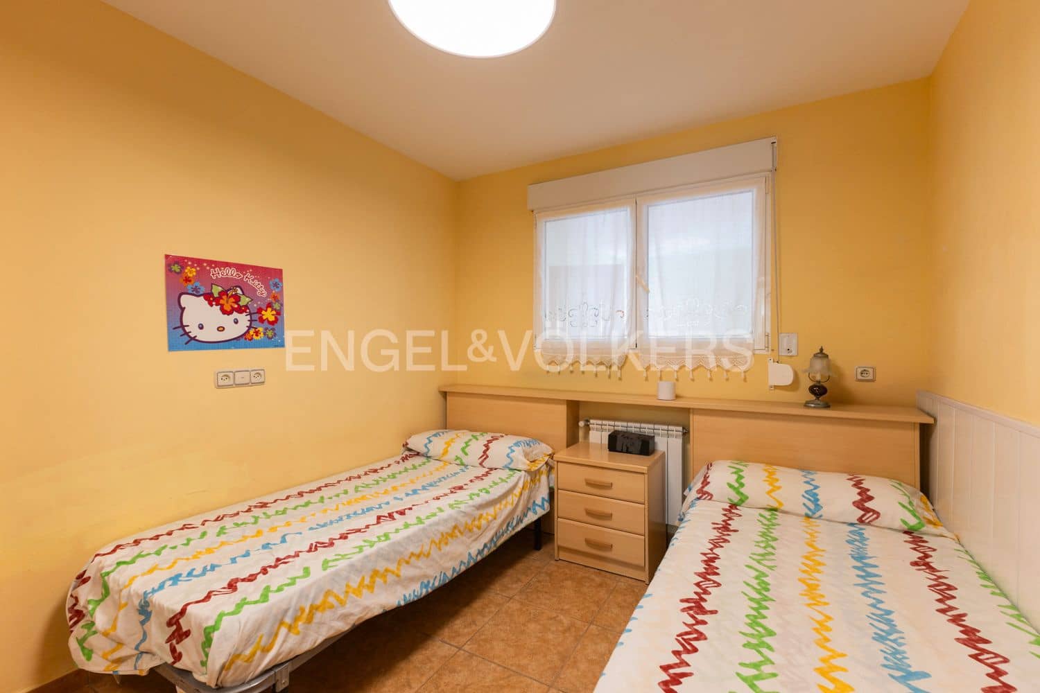 9 sypialnia Willa na sprzedaż w Oropesa  z basenem garażem - 595 000 € (Ref: 9093298)