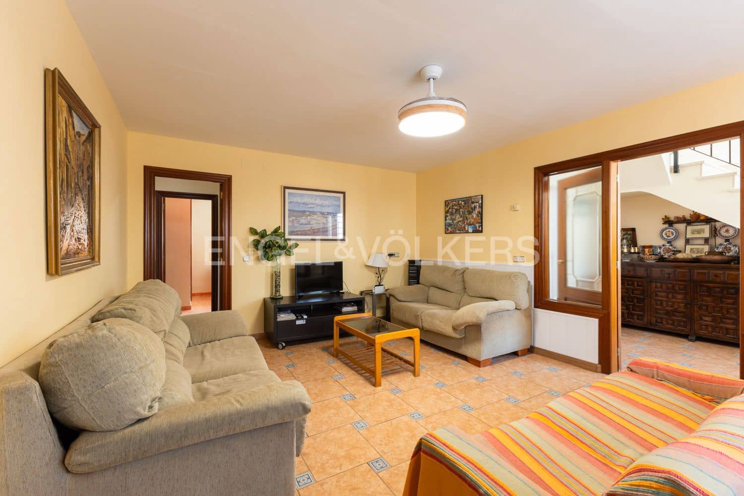 9 sypialnia Willa na sprzedaż w Oropesa  z basenem garażem - 595 000 € (Ref: 9093298)