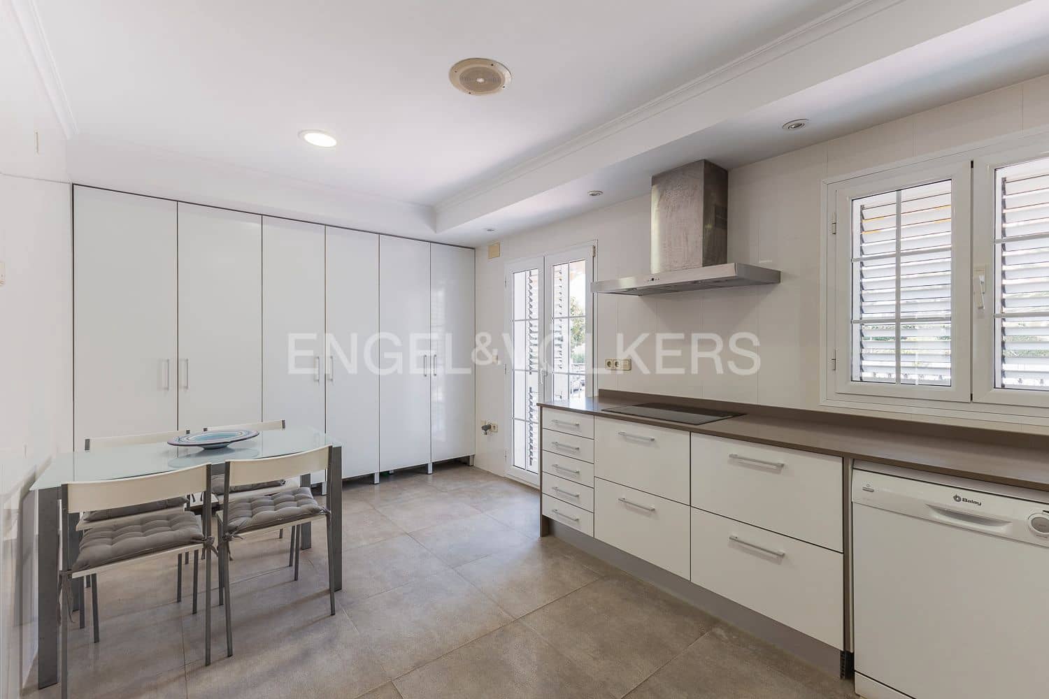 Chalet de 4 habitaciones en Puig en venta con piscina garaje - 850.000 € (Ref: 9094772)
