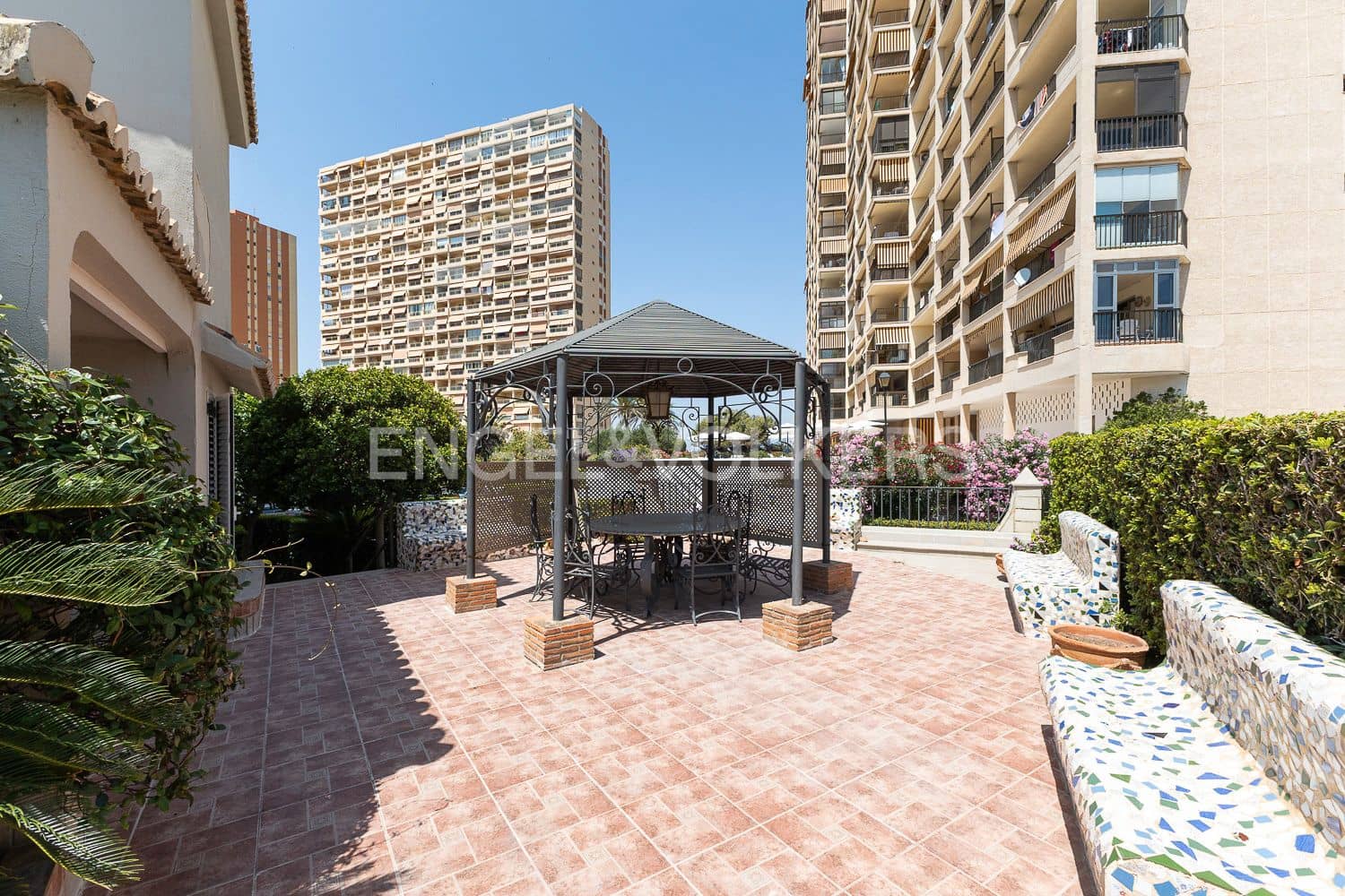 Chalet de 4 habitaciones en Puig en venta con piscina garaje - 850.000 € (Ref: 9094772)