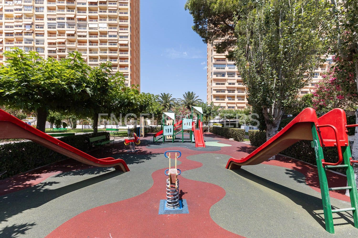 Chalet de 4 habitaciones en Puig en venta con piscina garaje - 850.000 € (Ref: 9094772)