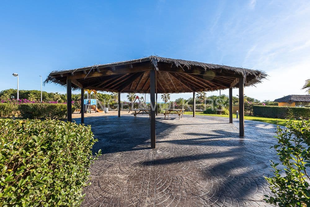 2 sovrum Lägenhet till salu i Alcala de Xivert med pool garage - 299 000 € (Ref: 9097030)