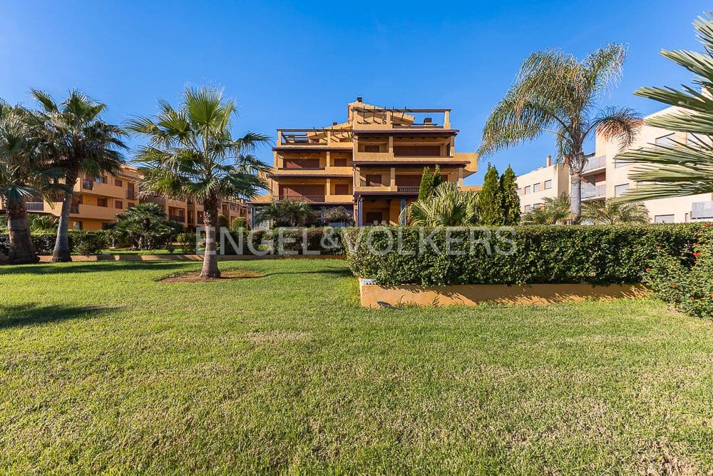 2 sovrum Lägenhet till salu i Alcala de Xivert med pool garage - 299 000 € (Ref: 9097030)