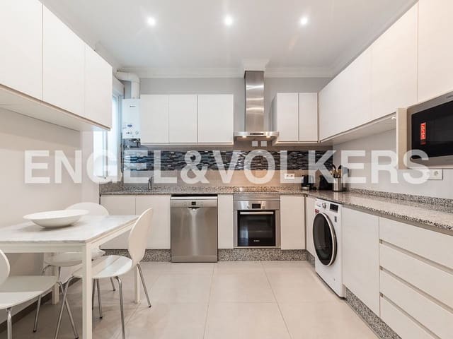 3 soveværelse Lejlighed til leje i La Gran Via, Valencia by - € 2.400 (Ref: 9100119)