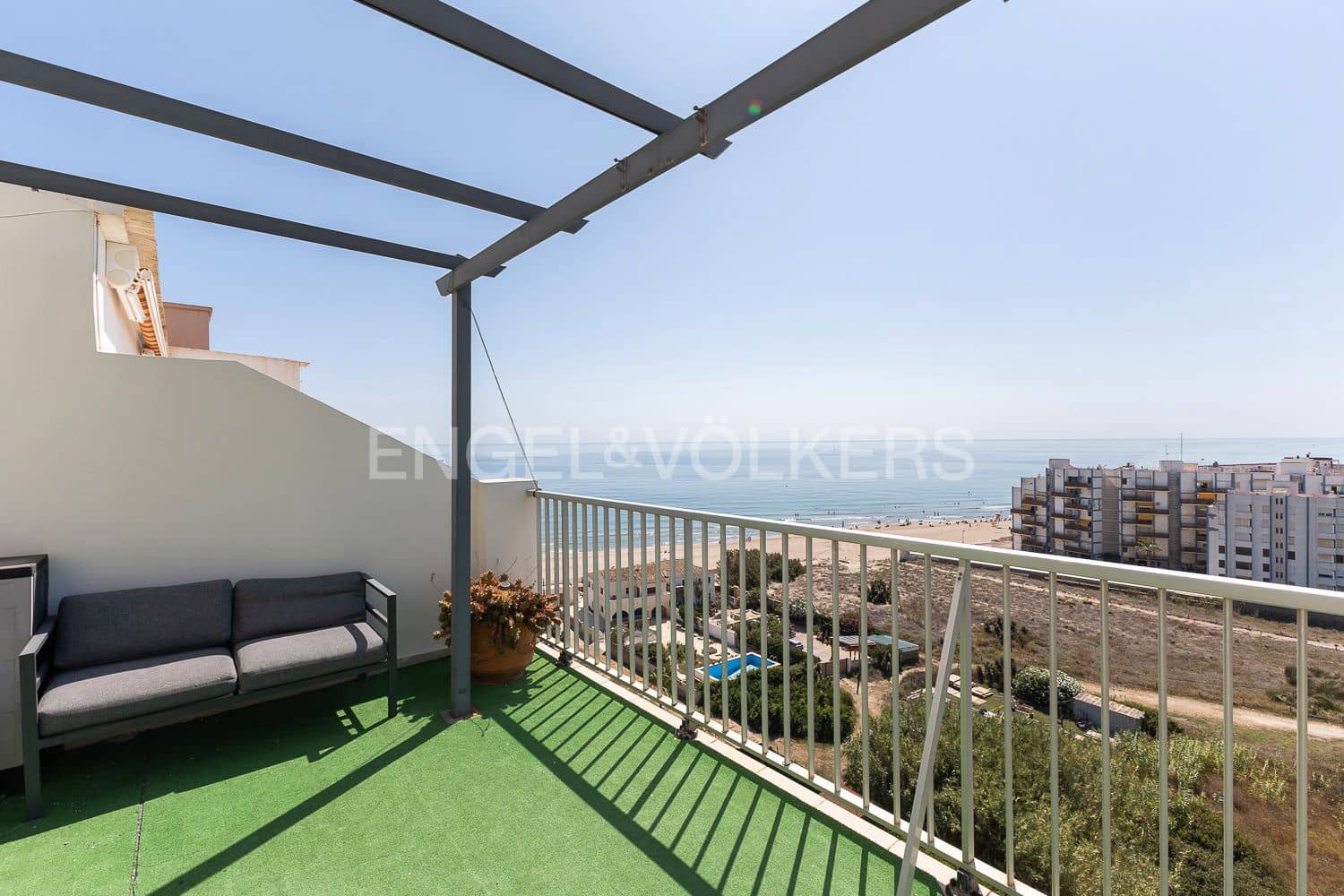 2 bedroom Penthouse for sale in Valencia city with garage - € 270,000 (Ref: 9103548)