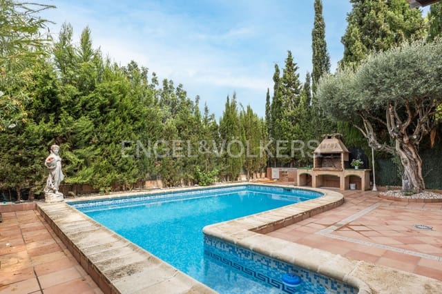 4 soverom Villa til leie i La Cañada, Paterna med svømmebasseng garasje - € 3 200 (Ref: 9104176)