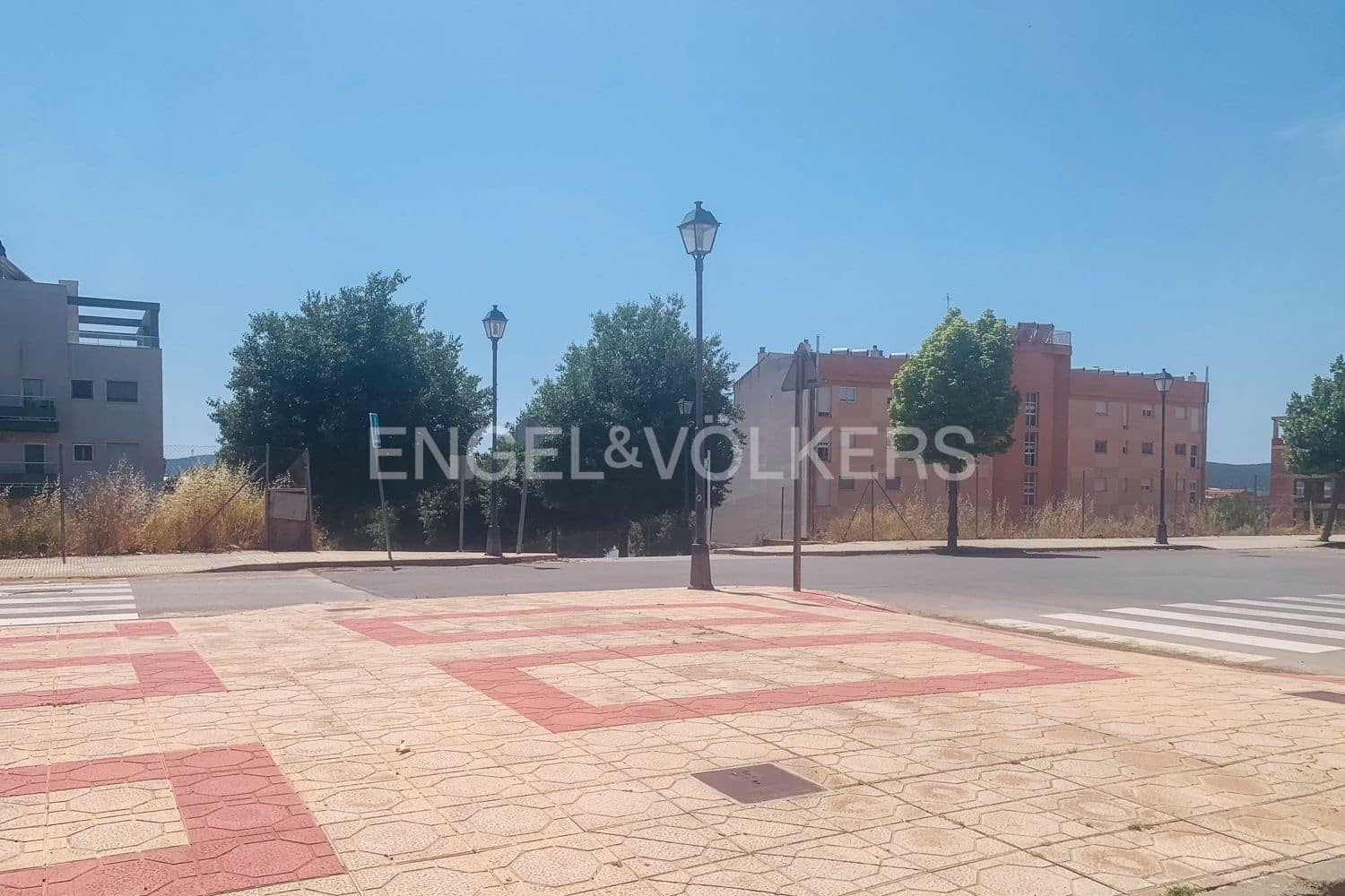 Building Plot for sale in Requena - € 174,900 (Ref: 9105284)