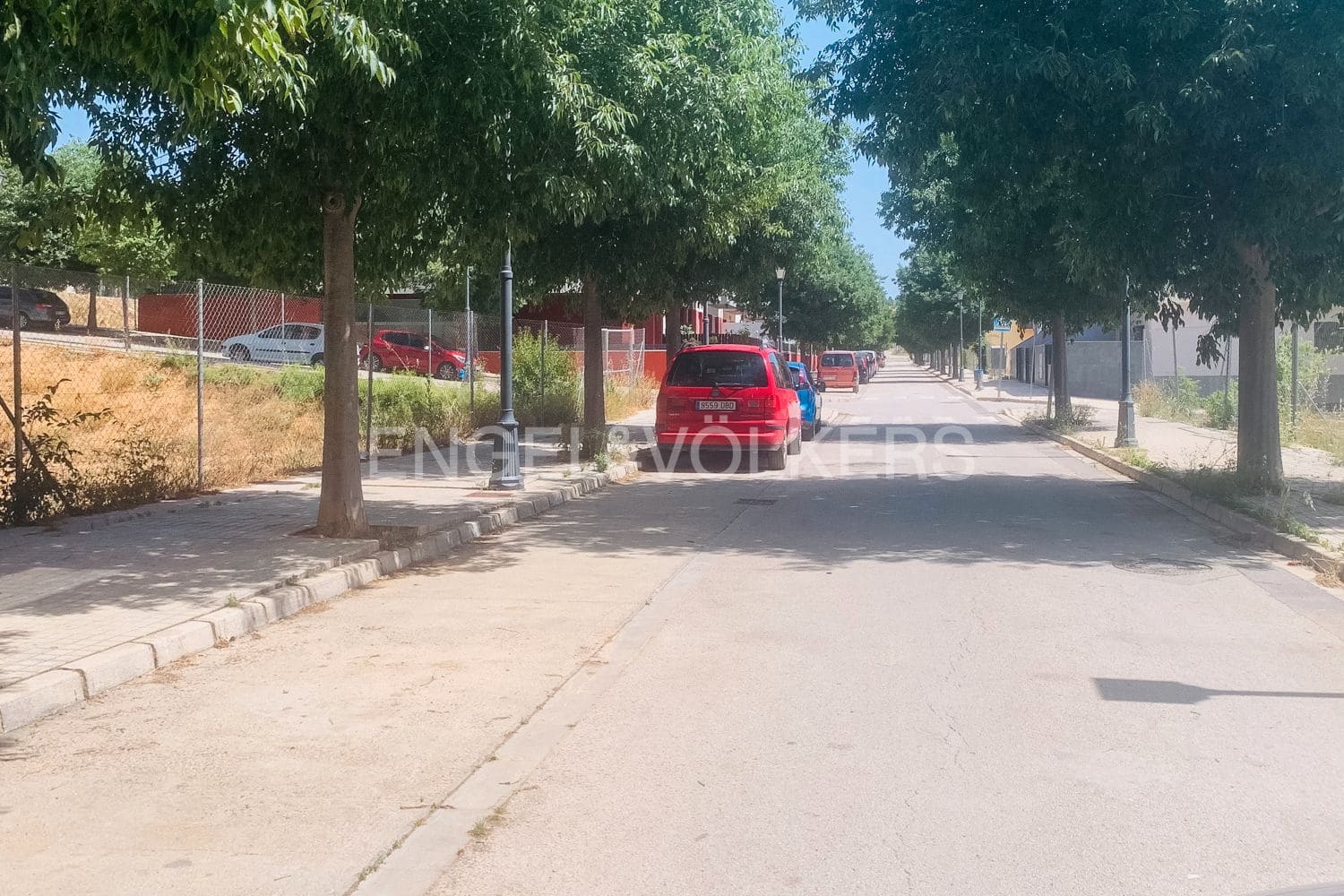 Building Plot for sale in Requena - € 174,900 (Ref: 9105284)