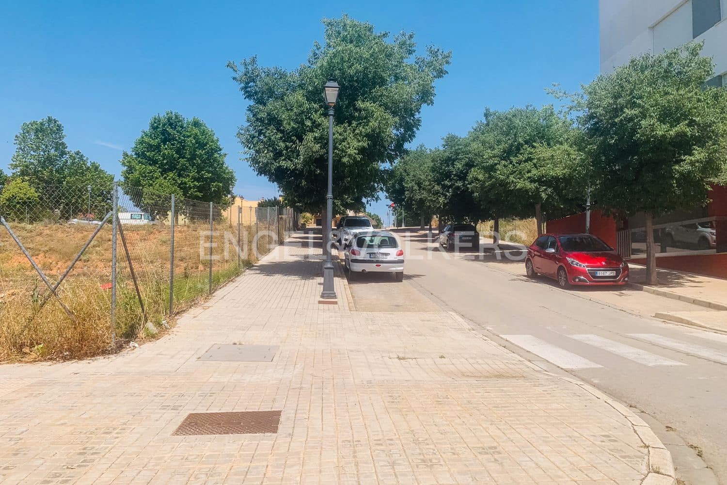 Building Plot for sale in Requena - € 174,900 (Ref: 9105284)