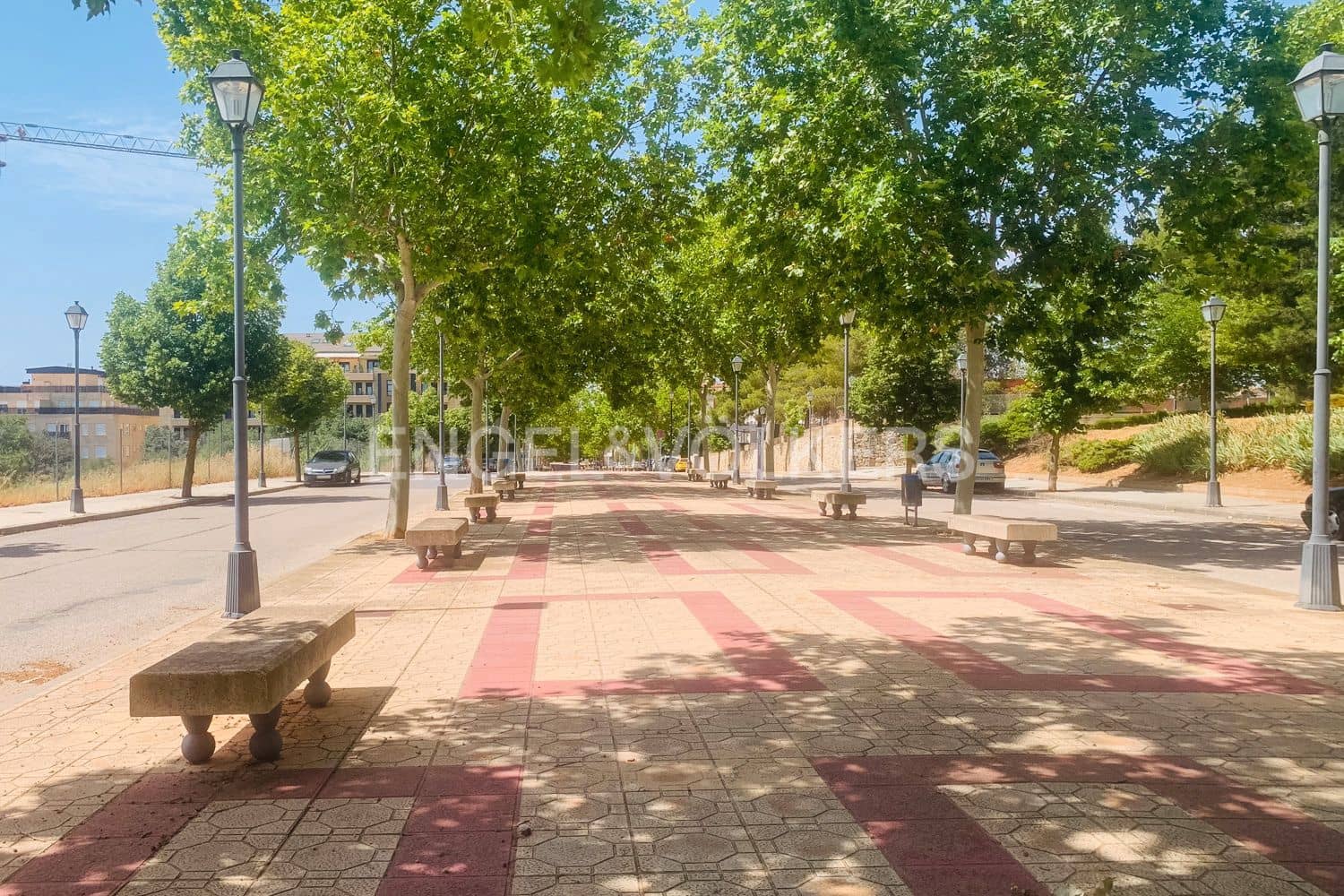 Building Plot for sale in Requena - € 174,900 (Ref: 9105284)
