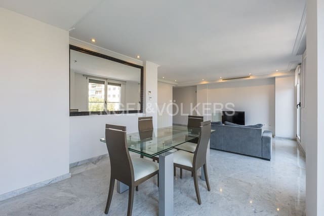3 bedroom Apartment for sale in La Roqueta, Valencia city with garage - € 850,000 (Ref: 9107780)