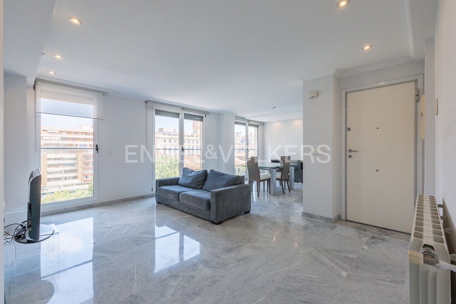 3 slaapkamer Flat te koop in Valencia stad met garage - € 795.000 (Ref: 9107780)