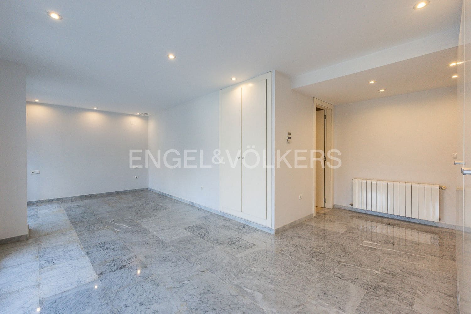 3 slaapkamer Flat te koop in Valencia stad met garage - € 795.000 (Ref: 9107780)