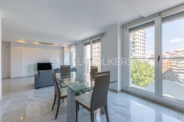 3 bedroom Apartment for sale in La Roqueta, Valencia city with garage - € 850,000 (Ref: 9107780)