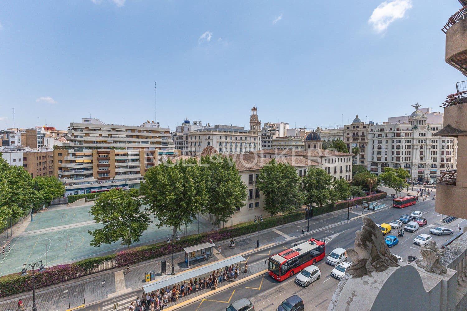 3 slaapkamer Flat te koop in Valencia stad met garage - € 795.000 (Ref: 9107780)